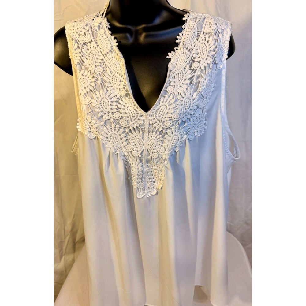 Angel Fairy White Crochet Sleeveless Top Women's Plus 2XL 2X Vneck Flowy Dreamy